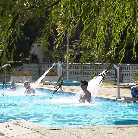 Chatova Osada Family Holiday park Patince
