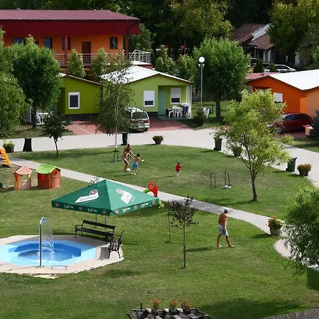 Chatova Osada Family Holiday park Patince